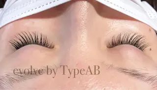 マツエク・マツパ evolve by TypeAB所属・evolve  by TypeABのマツエク・マツパデザイン
