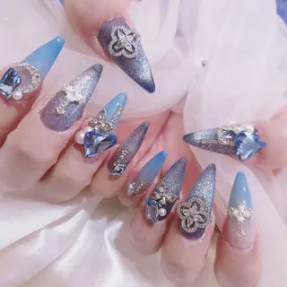 ネイル 梅田🦄中崎町🩵 u n o 0 1のネイルデザイン