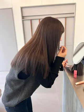 ロング カラー 顔まわりカット/透け カラー/Memi🎀のヘアスタイル