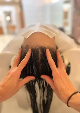 吉澤大和 カット/カラーのヘアスタイル