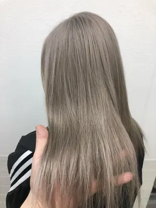 カラー ダブルスキルエクステ /羽エクステ白石宇由のヘアスタイル