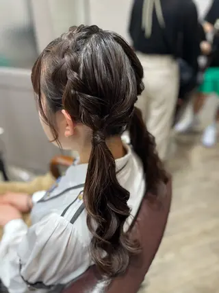 ロング ヘアアレンジ 🫧ぷる艶カラー🫧 Yuubi🦩のヘアスタイル