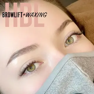 アイブロウ 🌿垢抜けマツパ ×美眉🌙Yuiのマツエク・マツパデザイン
