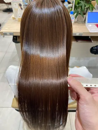 ロング ⭐️⭐️縮毛矯正の スペシャリスト松本✨のヘアスタイル