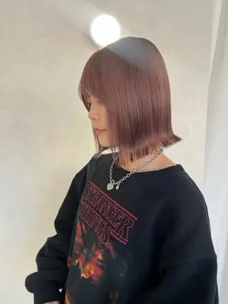 ミディアム カラー 長山 茉白のヘアスタイル