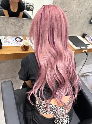 ロング カラー ヘアアレンジ vizz by el yts 北谷エクステのヘアスタイル