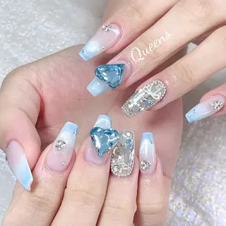 ネイル Queens ciciのネイルデザイン