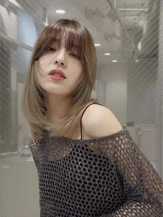 ミディアム レイヤーカット／ ハッシュカット/果恋のヘアスタイル