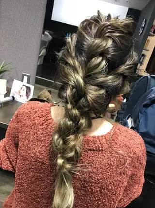 ロング ヘアアレンジ pep natsumiのヘアスタイル