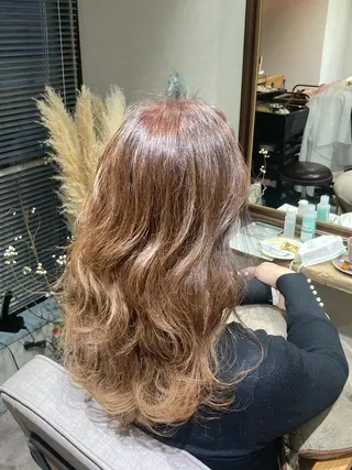 ロング カラー 浅野 順一のヘアスタイル