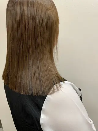 ミディアム 岡本 拡夢のヘアスタイル