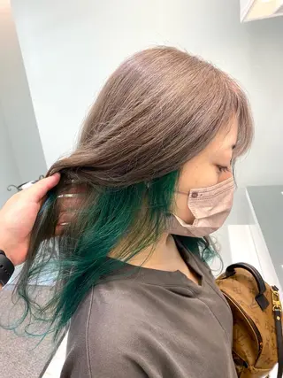 ロング カラー 中川 茜里のヘアスタイル