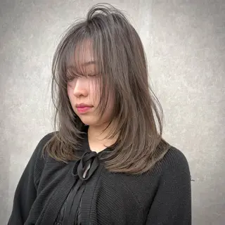 セミロング ショート/ウルフ カットモデル募集のヘアスタイル