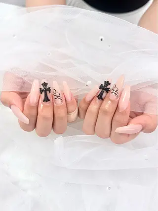 ネイル akari🎀 京橋 ARRINEのネイルデザイン