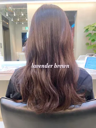 ロング カラー 岡野 静華のヘアスタイル