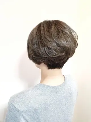 ショート カラー 髪質改善特化美容師 小林和哉のヘアスタイル
