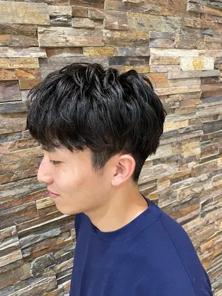 メンズ 岩尾 瑛斗のヘアスタイル