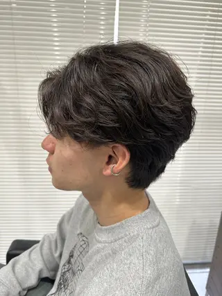 ショート パーマ メンズ ユウ🪄 パーマ指名No1のヘアスタイル