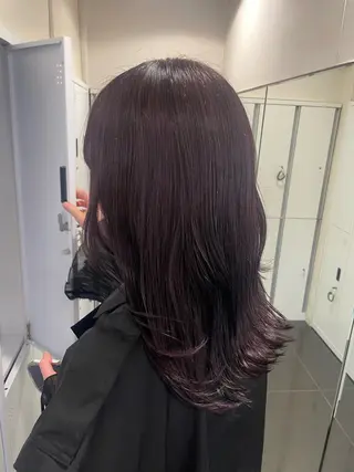 ミディアム カラー ハイトーン/レイヤー 似合わせ・ユキノのヘアスタイル