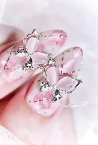 ネイル nailsalon R’のネイルデザイン