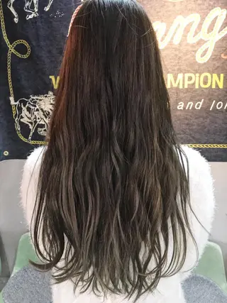 ロング カラー 代表 中島貴志のヘアスタイル