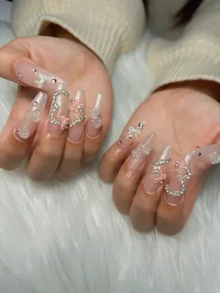 ネイル ゴテゴテ💙ワンホン リオナのネイルデザイン