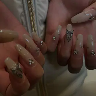 ネイル IZUMIꕤnail 堺筋本町｜心斎橋のネイルデザイン