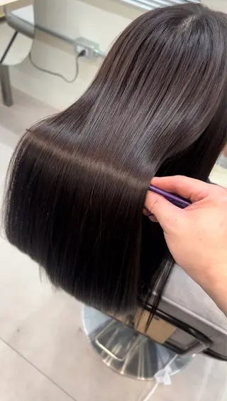 セミロング メンズ レイヤー ウルフ 弓木啓輔のヘアスタイル