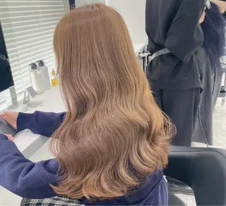 ロング カラー ヘアアレンジ 🫧モテる💗ダメー ジレスハイトーン🫧のヘアスタイル