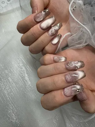 ネイル nail salon　neige所属・向井 唯紀世のネイルデザイン