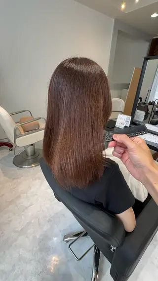 セミロング 縮毛矯正  髪質改善 酸性ストレート特化のヘアスタイル