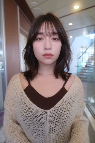 ミディアム 透明感カラー/似合わ せカット/大島実加永のヘアスタイル