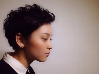 ショート カラー ママ美容師🙆‍♀️ yukaのヘアスタイル