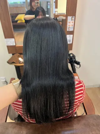 カラー miku 三ノ輪のヘアスタイル