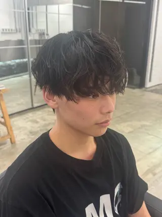 パーマ メンズ 岩佐 柚太のヘアスタイル