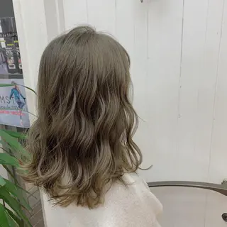 ミディアム カラー 🌿大人かわいいヘア 🌿Ayahaのヘアスタイル