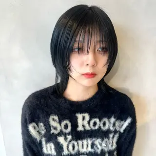 ミディアム デザインカラー/パー マ🦖外岡咲希🦖のヘアスタイル