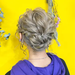 ミディアム ヘアアレンジ hair make salon m所属・aira𓂃𓈒𓏸 新宿ヘアセット🪽のヘアスタイル