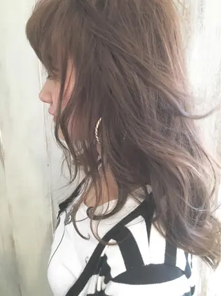 ロング カラー AnFye cinq milleのヘアスタイル