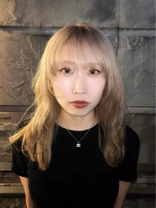 セミロング カラー ヘアアレンジ 渡邉 舞のヘアスタイル