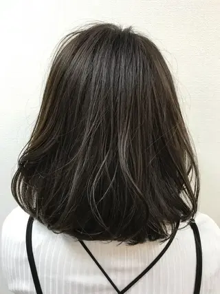 ミディアム カラー パーマ 吉森 満俊のヘアスタイル