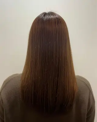 ヨシダ ジュンのヘアスタイル