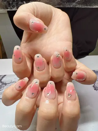 ネイル ガレンドウ 白澤 愛子のネイルデザイン