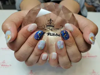 ネイル ネイルリボン 受付スタッフのネイルデザイン
