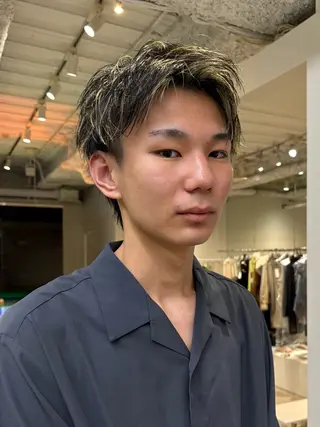 カラー メンズ ANY/メンズ特化/ シバヤ ユウキのヘアスタイル
