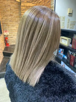 ミディアム カラー ✨デザインカラー✨ ✂️kouki✂️のヘアスタイル