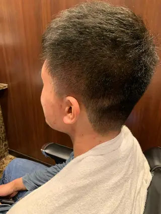 ショート メンズ 羽木 隆徒のヘアスタイル