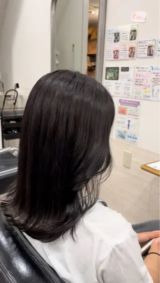 カラー 艶髪🥣透明感カラー 🫧前田奈津実のヘアスタイル