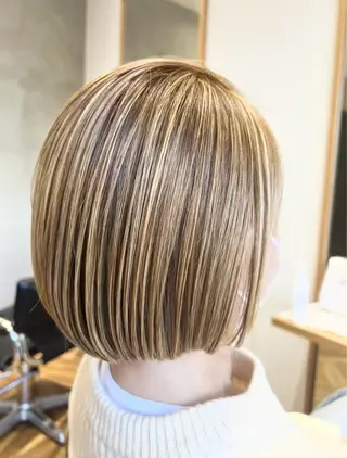 カラー 渋川 真奈のヘアスタイル