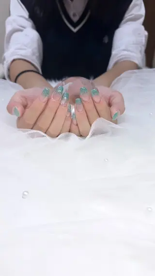 ネイル 🩵liru Haru🩵のネイルデザイン